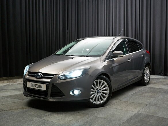 2011 Ford Focus III, коричневый, 937000 рублей