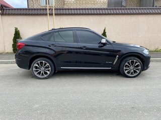 2017 BMW X6 30d II (F16), чёрный, 3900000 рублей, вид 4