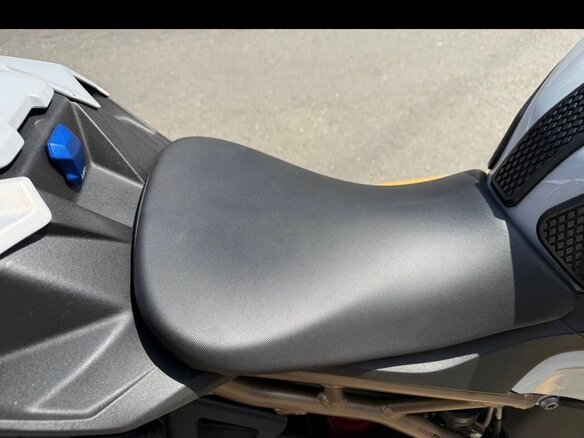 2022 BMW S 1000 R, серый, 1250000 рублей - вид 13