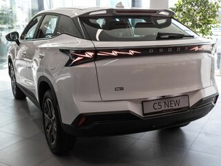 2026 Omoda C5 II, белый, 2349000 рублей, вид 5