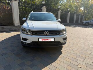 2017 Volkswagen Tiguan II, белый, 2250000 рублей, вид 3