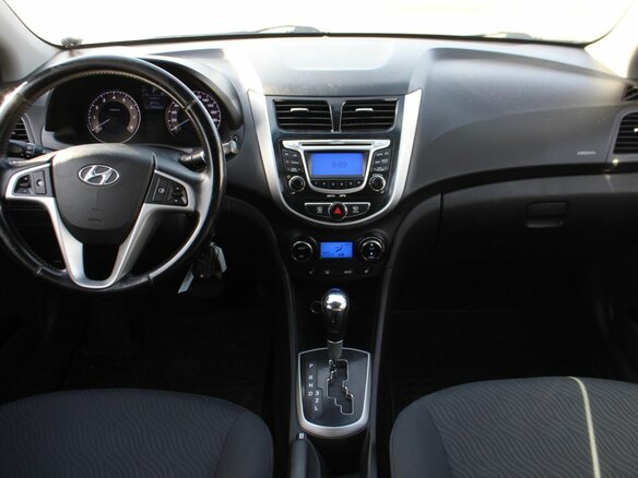 2011 Hyundai Solaris I, серебристый, 795000 рублей - вид 14