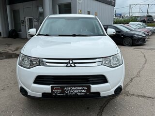 2012 Mitsubishi Outlander III, белый, 1390000 рублей, вид 2