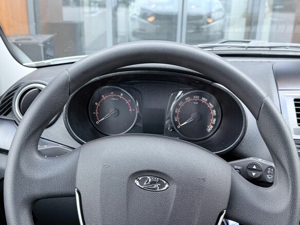 2026 Lada (ВАЗ) Granta I Рестайлинг, белый, 1131000 рублей - вид 13