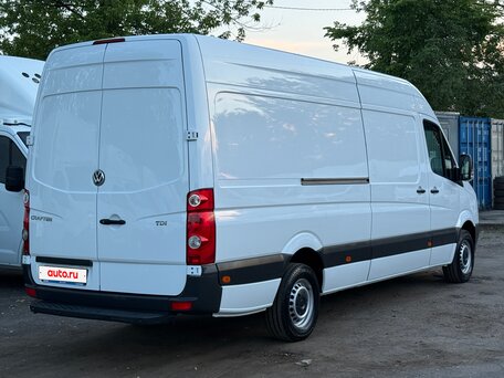 2013 Volkswagen Crafter, белый, 2400000 рублей, вид 3