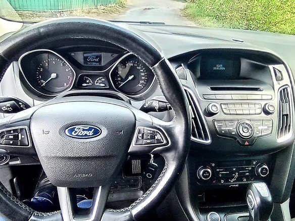 2016 Ford Focus III Рестайлинг, серый, 800000 рублей - вид 7