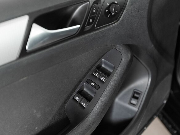 2013 Volkswagen Jetta VI, чёрный, 748000 рублей - вид 7