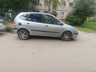 2000 Renault Scenic I Рестайлинг, серебристый, 170000 рублей, вид 2