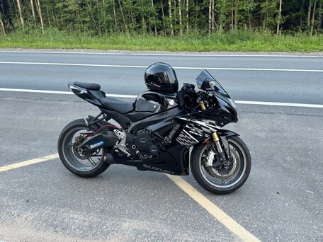 2011 Suzuki GSX-R 750, чёрный, 750000 рублей, вид 5