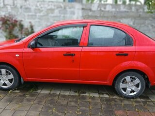 2010 Chevrolet Aveo I Рестайлинг, красный, 750000 рублей, вид 2