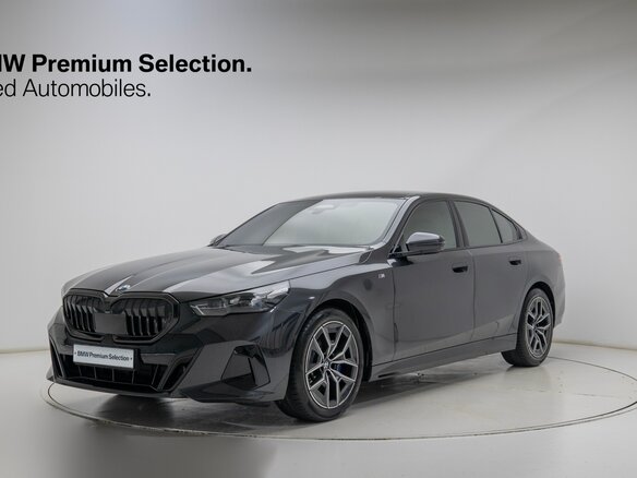 2025 BMW 5 серии 520i VIII (G60/G61/G68), серый, 6300000 рублей