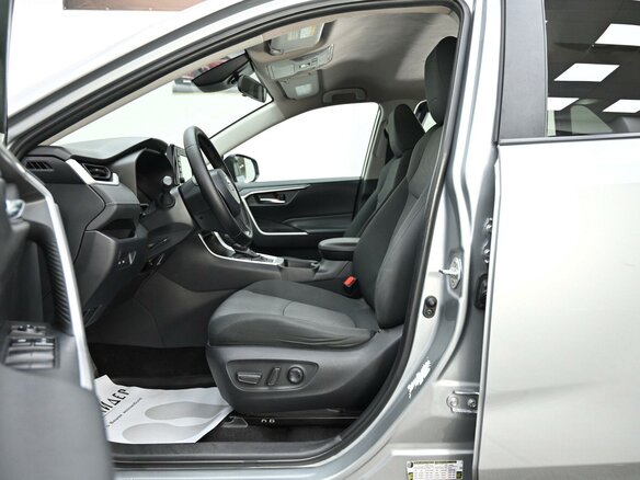 2021 Toyota RAV4 V (XA50), серый - вид 9