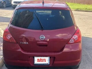 2011 Nissan Tiida I Рестайлинг, пурпурный, 650000 рублей, вид 3