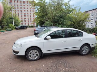 2010 Volkswagen Passat B6, белый, 590000 рублей, вид 5