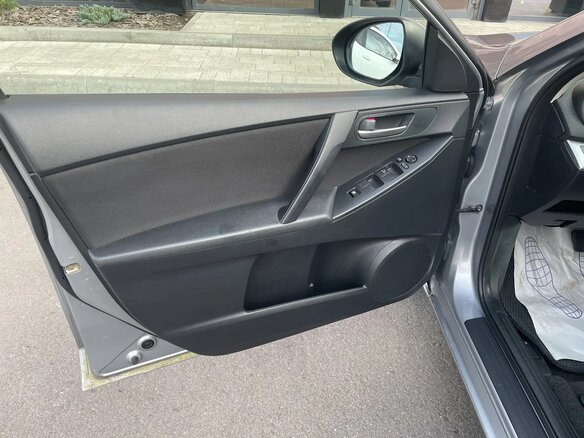 2010 Mazda 3 II (BL), серебристый, 890000 рублей - вид 10