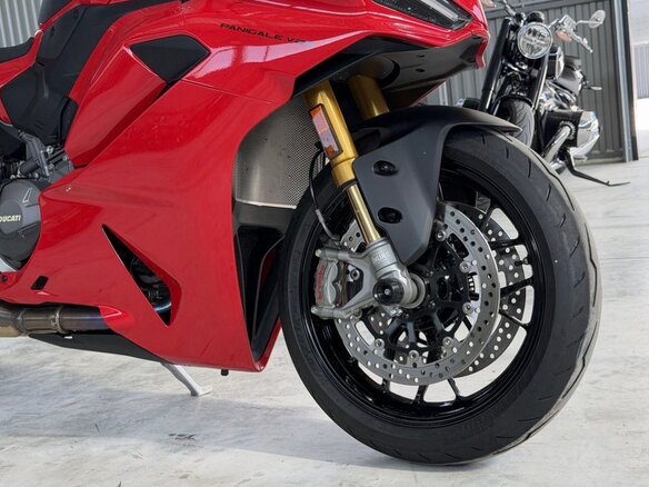 2025 Ducati Panigale V2, красный, 1999999 рублей - вид 11