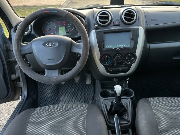 2016 Lada (ВАЗ) Granta I, серебристый, 255500 рублей - вид 15