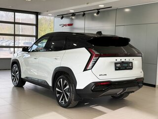 2024 Geely Atlas II, белый, 2727000 рублей, вид 4