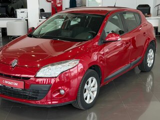 2011 Renault Megane III, красный, 565000 рублей, вид 2