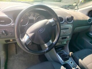 2009 Ford Focus II Рестайлинг, чёрный, 310000 рублей, вид 4