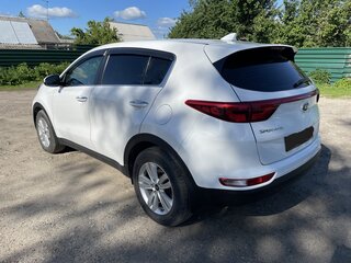 2017 Kia Sportage IV, белый, 2200000 рублей, вид 3