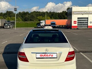 2011 Mercedes-Benz C-Класс 300 III (W204) Рестайлинг, белый, 1850000 рублей, вид 5