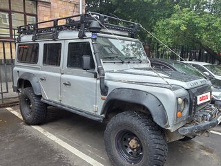2007 Land Rover Defender 110 I Рестайлинг, серебристый, 2100000 рублей, вид 3
