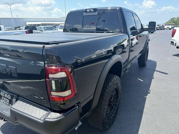 2024 RAM 2500, чёрный, 8980000 рублей - вид 7