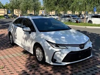 2022 Toyota Corolla XII (E210), белый, 1500003 рублей, вид 3