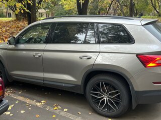 2019 Skoda Kodiaq I, бежевый, 2500000 рублей, вид 3