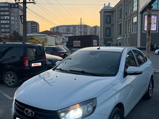 2017 Lada (ВАЗ) Vesta I, белый, 730000 рублей, вид 3