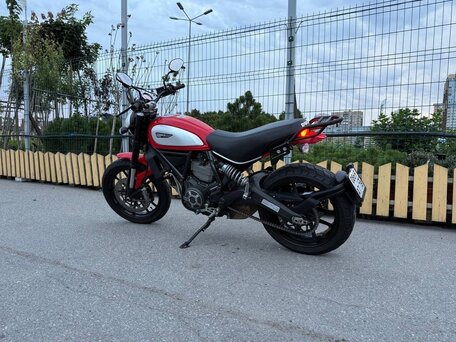 2016 Ducati Scrambler 800, красный, 590000 рублей, вид 2