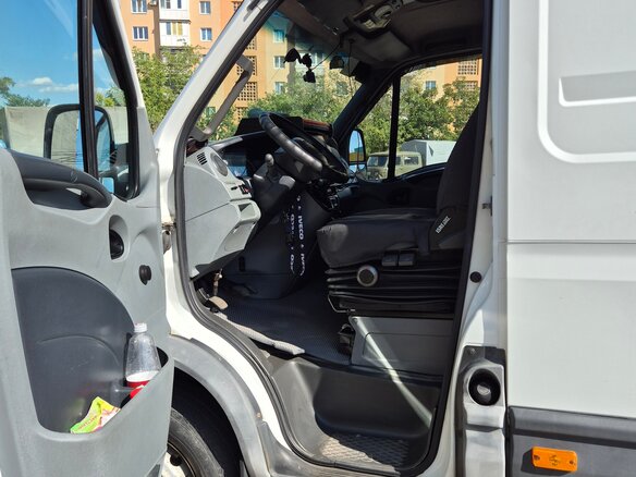 2007 Iveco Daily, белый, 1650000 рублей - вид 21