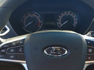 2026 Lada (ВАЗ) Vesta I Рестайлинг (NG), чёрный, 1685000 рублей, вид 4