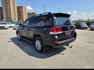 2020 Toyota Land Cruiser 200 Series Рестайлинг 2, чёрный, 6600000 рублей, вид 4