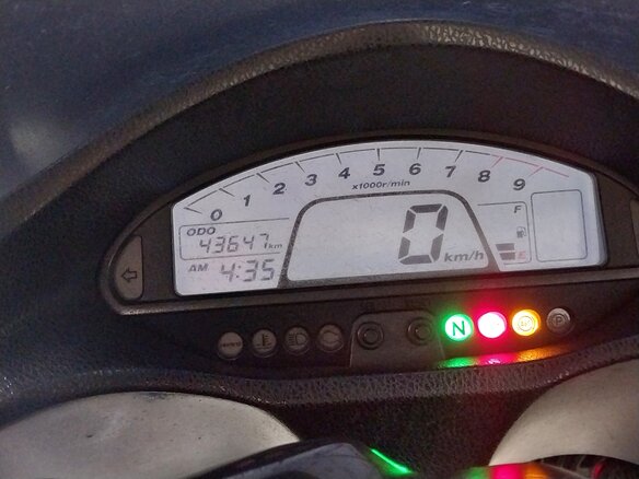 2010 Honda DN-01, белый, 598000 рублей - вид 4