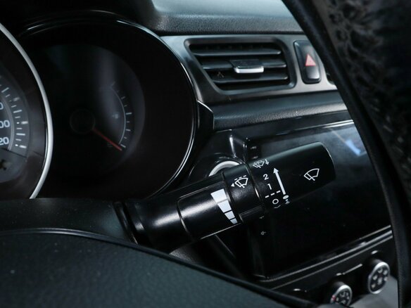 2016 Kia Rio III Рестайлинг, чёрный, 979000 рублей - вид 11