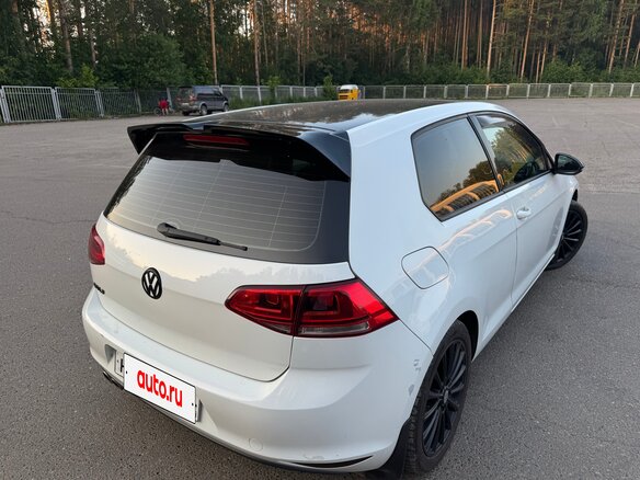 2013 Volkswagen Golf VII, белый, 1185000 рублей - вид 5