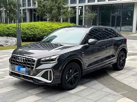 2021 Audi Q2 35 TFSI I Рестайлинг, синий