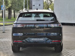 2026 Volkswagen Tavendor I Рестайлинг, чёрный, 5900000 рублей, вид 4