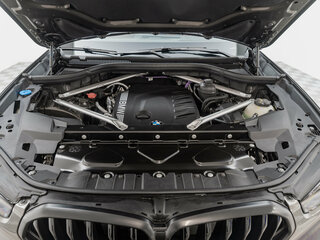 2026 BMW X6 40d III (G06) Рестайлинг, зелёный, 16990000 рублей, вид 4