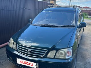 1998 Toyota Gaia, зелёный, 400000 рублей, вид 1