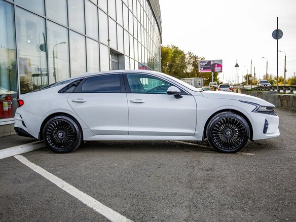 2022 Kia K5 III, белый, 2448000 рублей - вид 7
