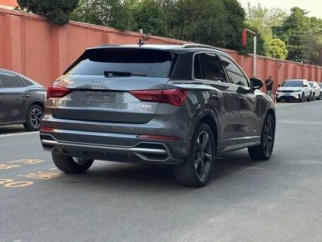 2022 Audi Q3 35 TFSI II (F3), серый, 2250000 рублей, вид 2