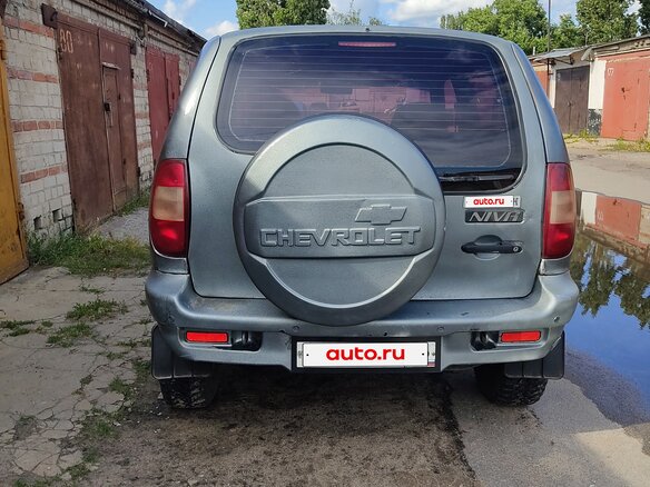2005 Chevrolet Niva I, серый, 265000 рублей - вид 3