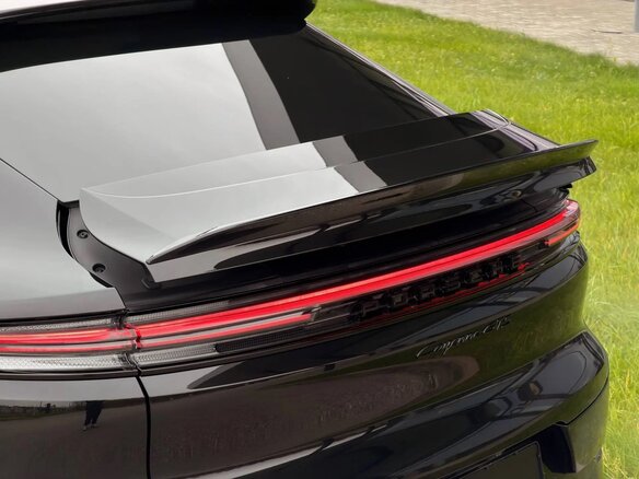 2026 Porsche Cayenne GTS Coupé III Рестайлинг, чёрный, 25700000 рублей - вид 10