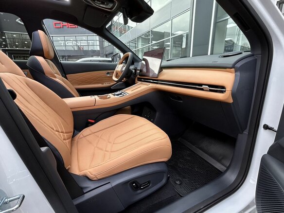 2026 Geely EX5 Гибрид EM-i, белый, 3974990 рублей - вид 18
