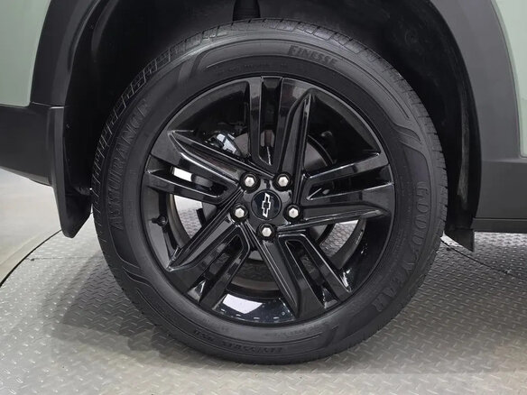 2023 Chevrolet Trax II, зелёный - вид 16