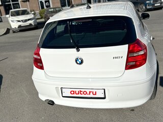 2010 BMW 1 серии 116i I (E81/E82/E87/E88) Рестайлинг, белый, 1200000 рублей, вид 4