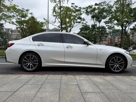 2023 BMW 3 серии 320i VII (G2x) Рестайлинг, белый, 3258000 рублей, вид 4